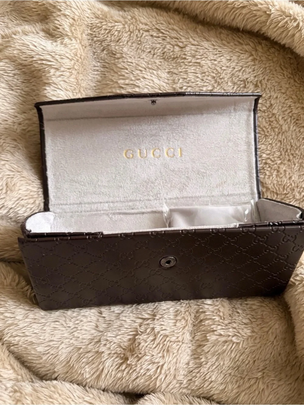 Gucci Tortoiseshell Sunglasses with Gold Accents and Dark Lenses